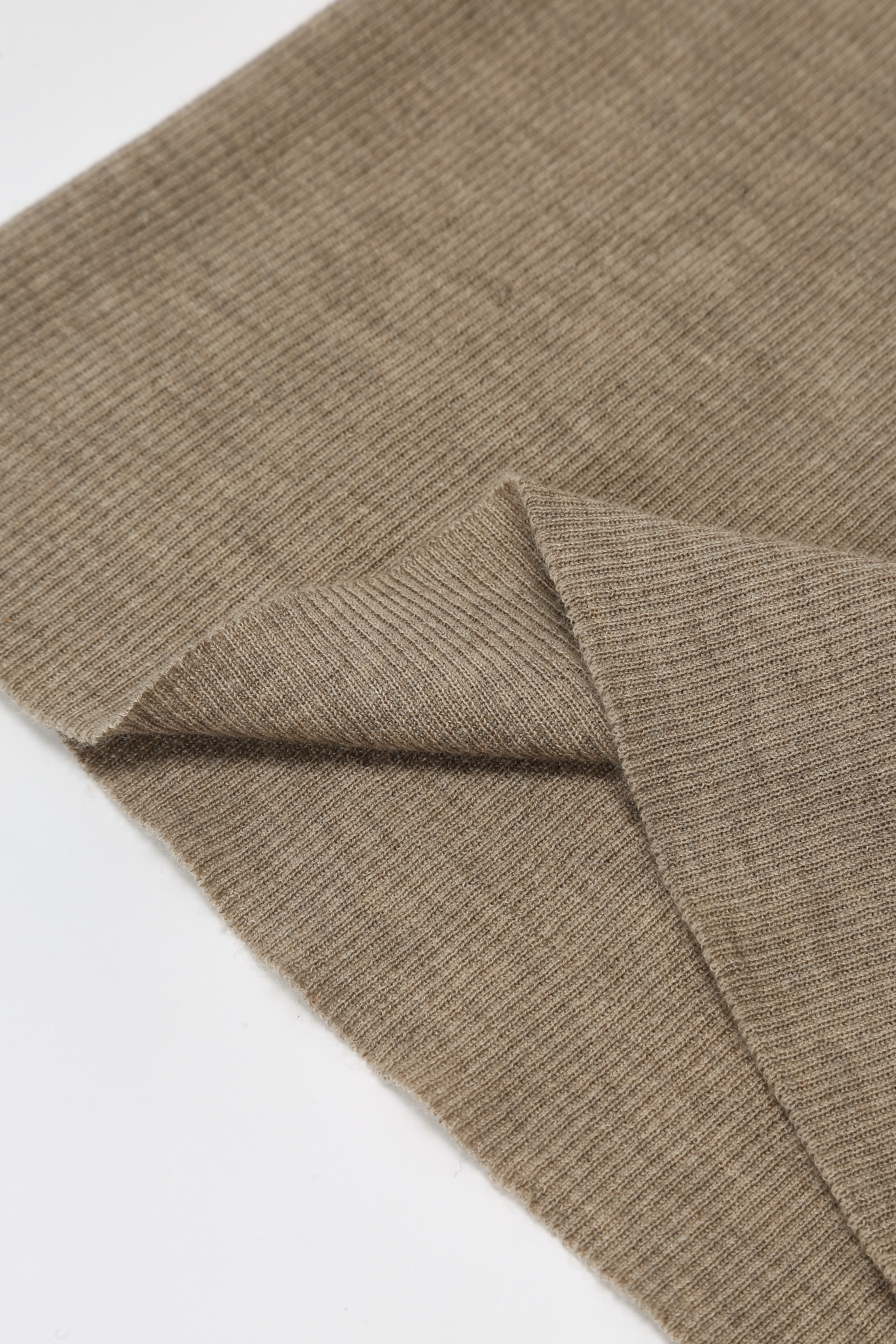 Свитер с коротким рукавом