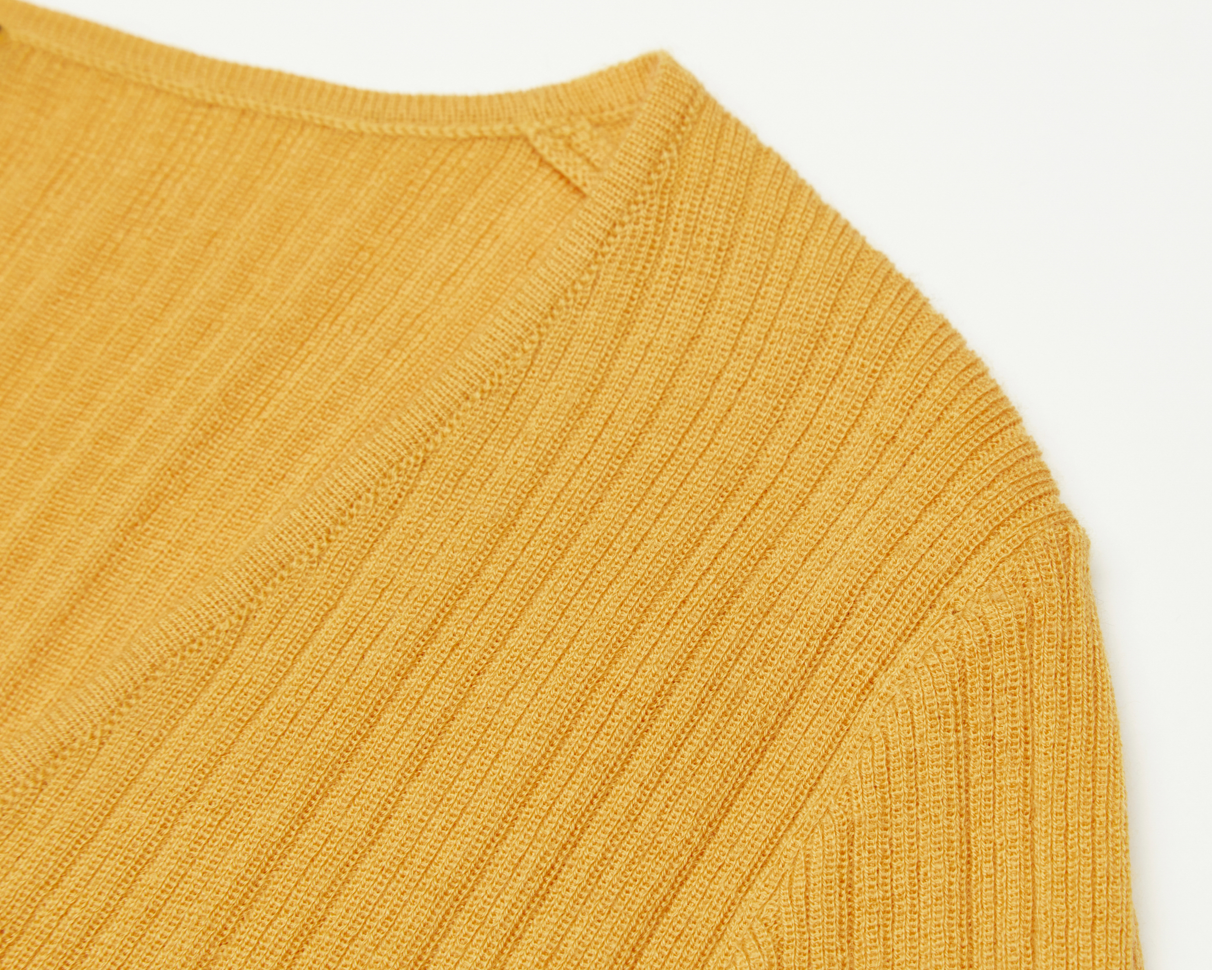 Женский пуловер из чистого кашемира с V-образным вырезом
