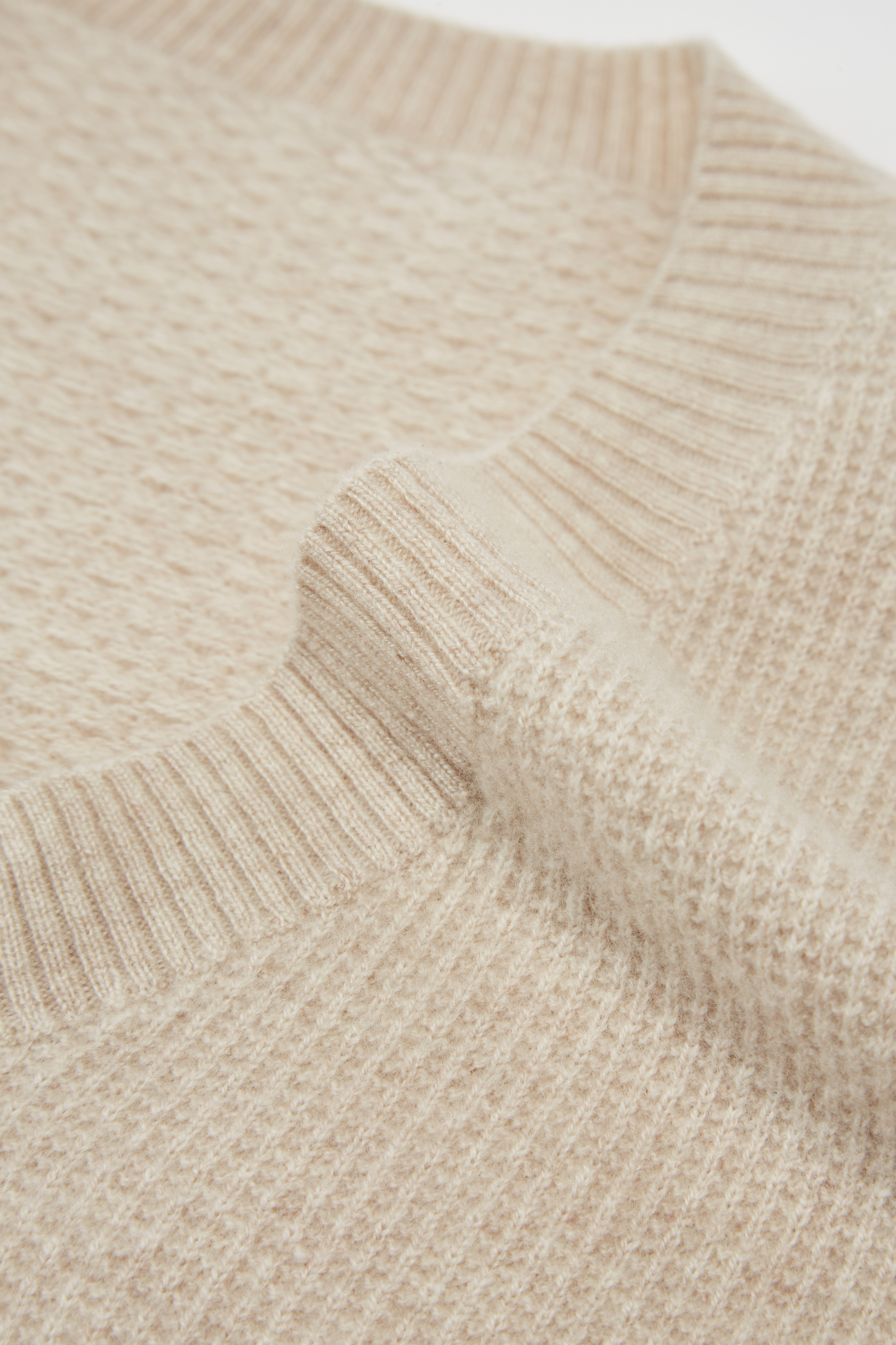 Бафф V-образный жилет