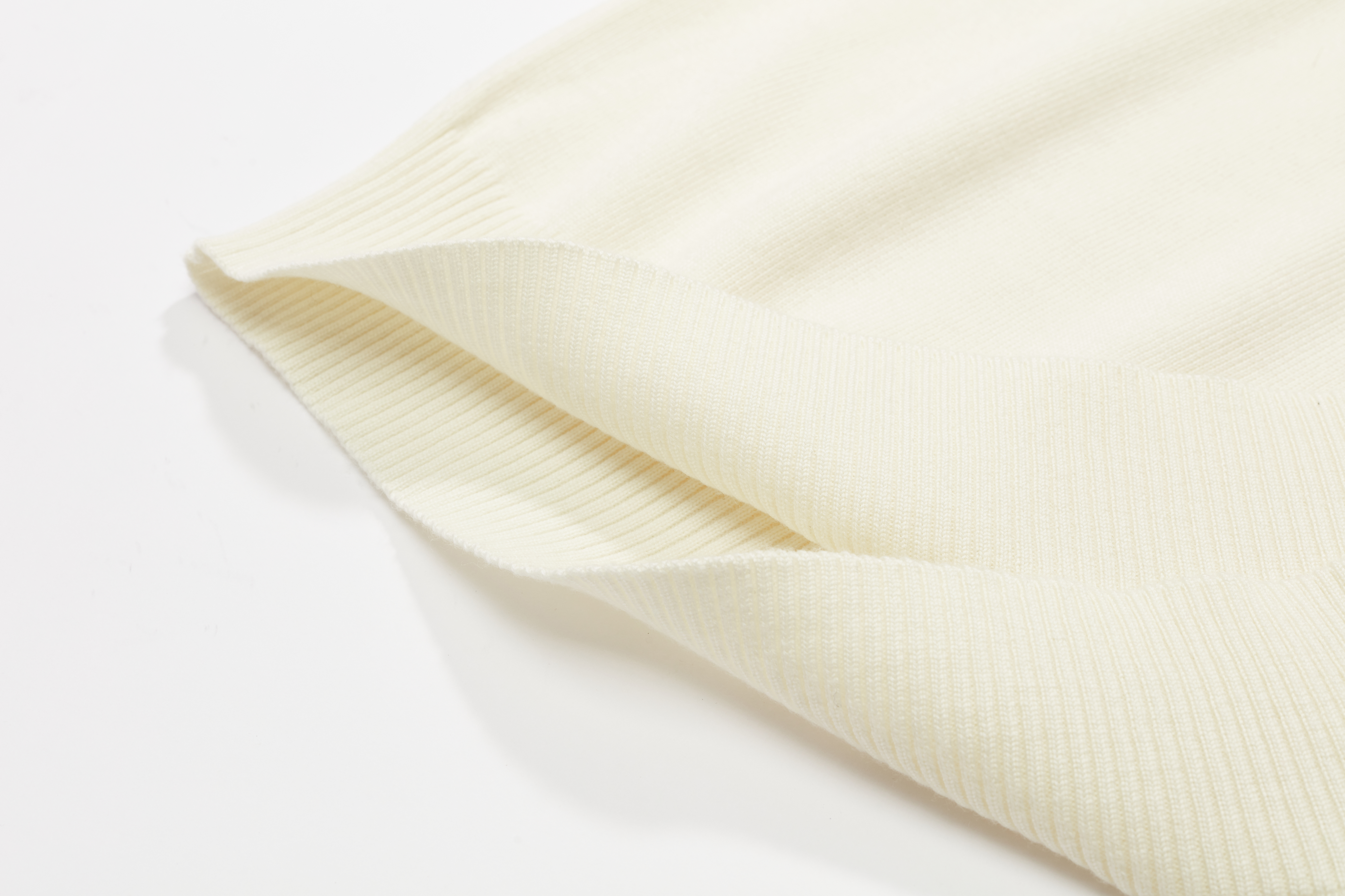 Белые длинные рукава мужской вязаный свитер 