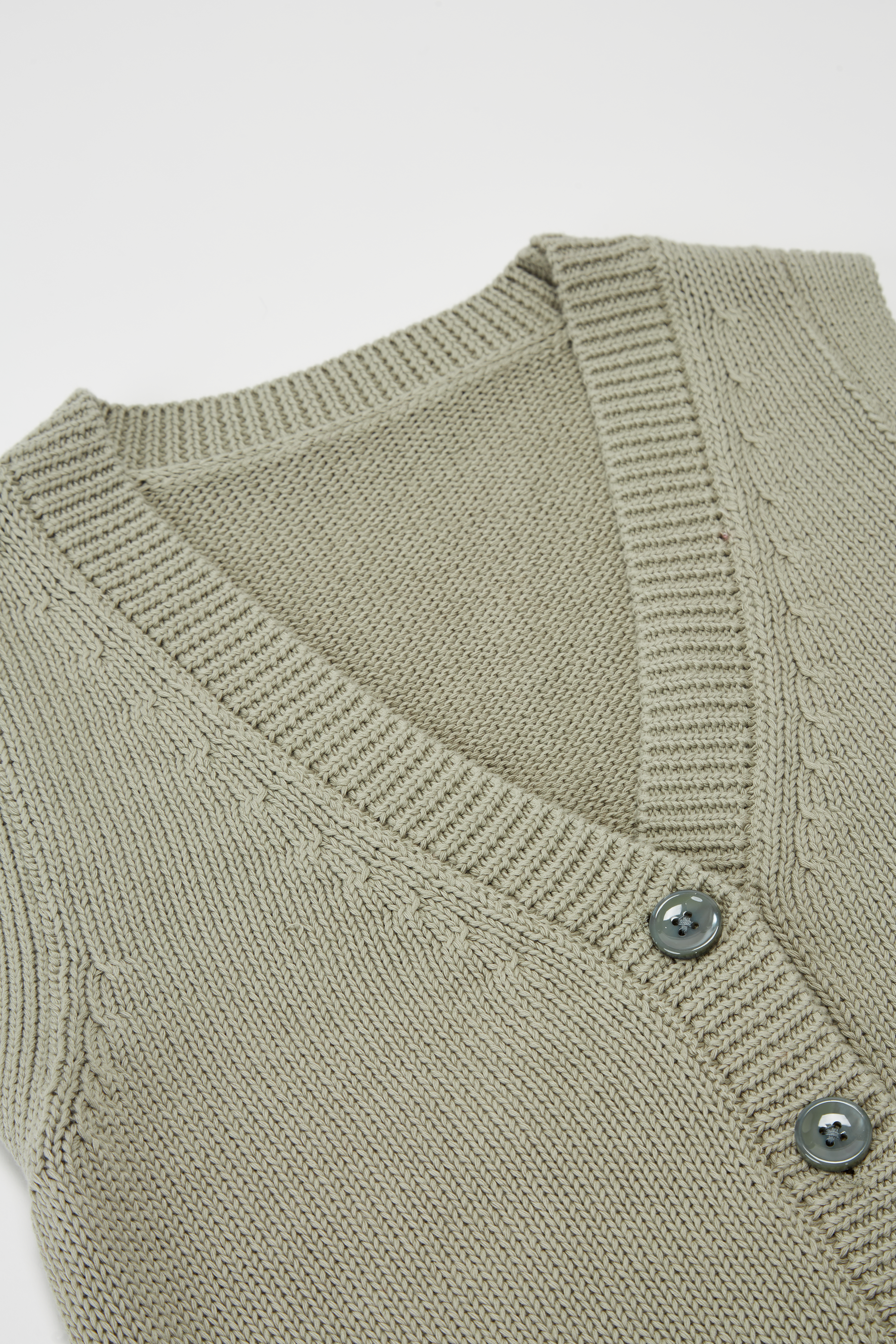 Celadon Vest с кнопками