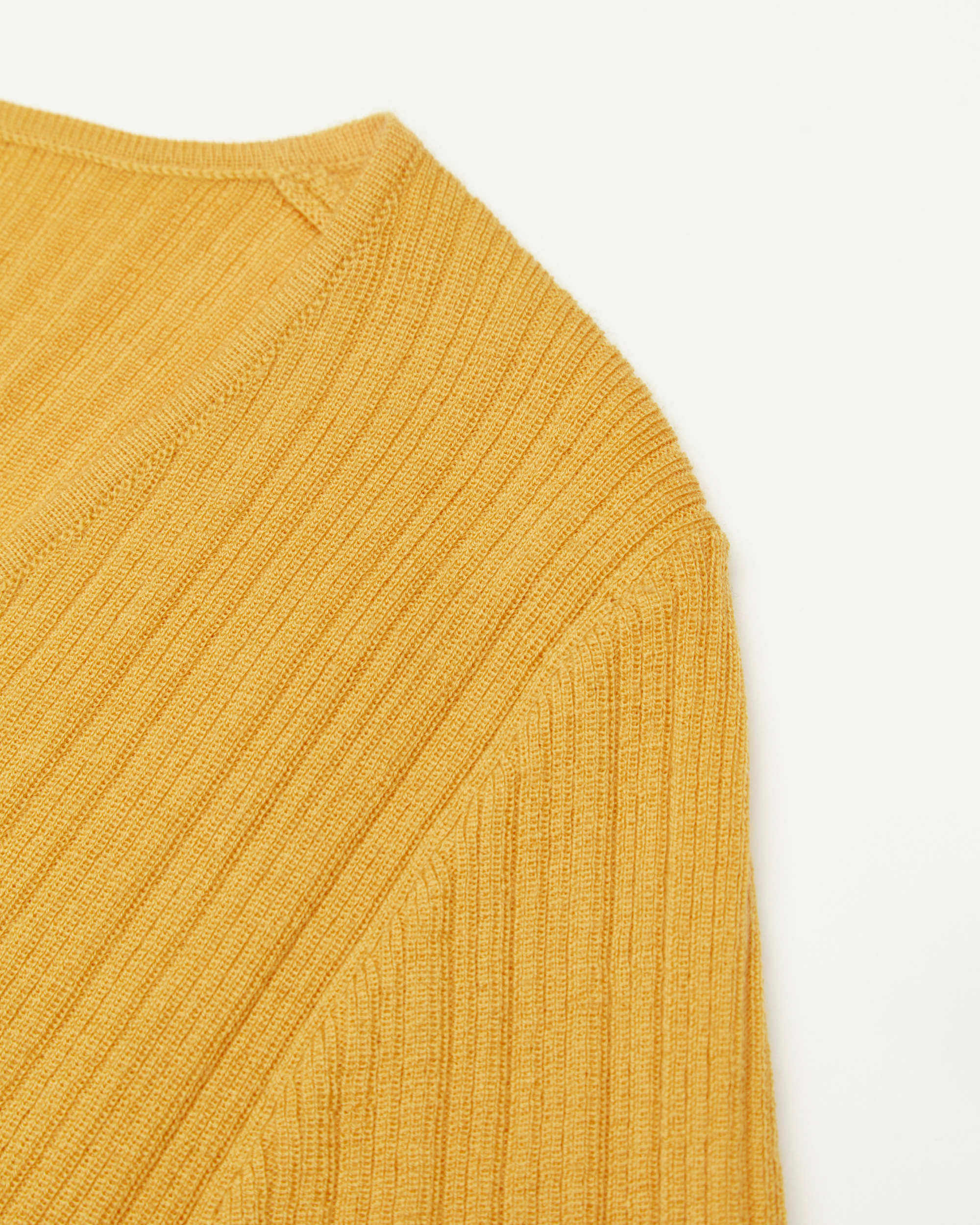 Женский пуловер из чистого кашемира с V-образным вырезом