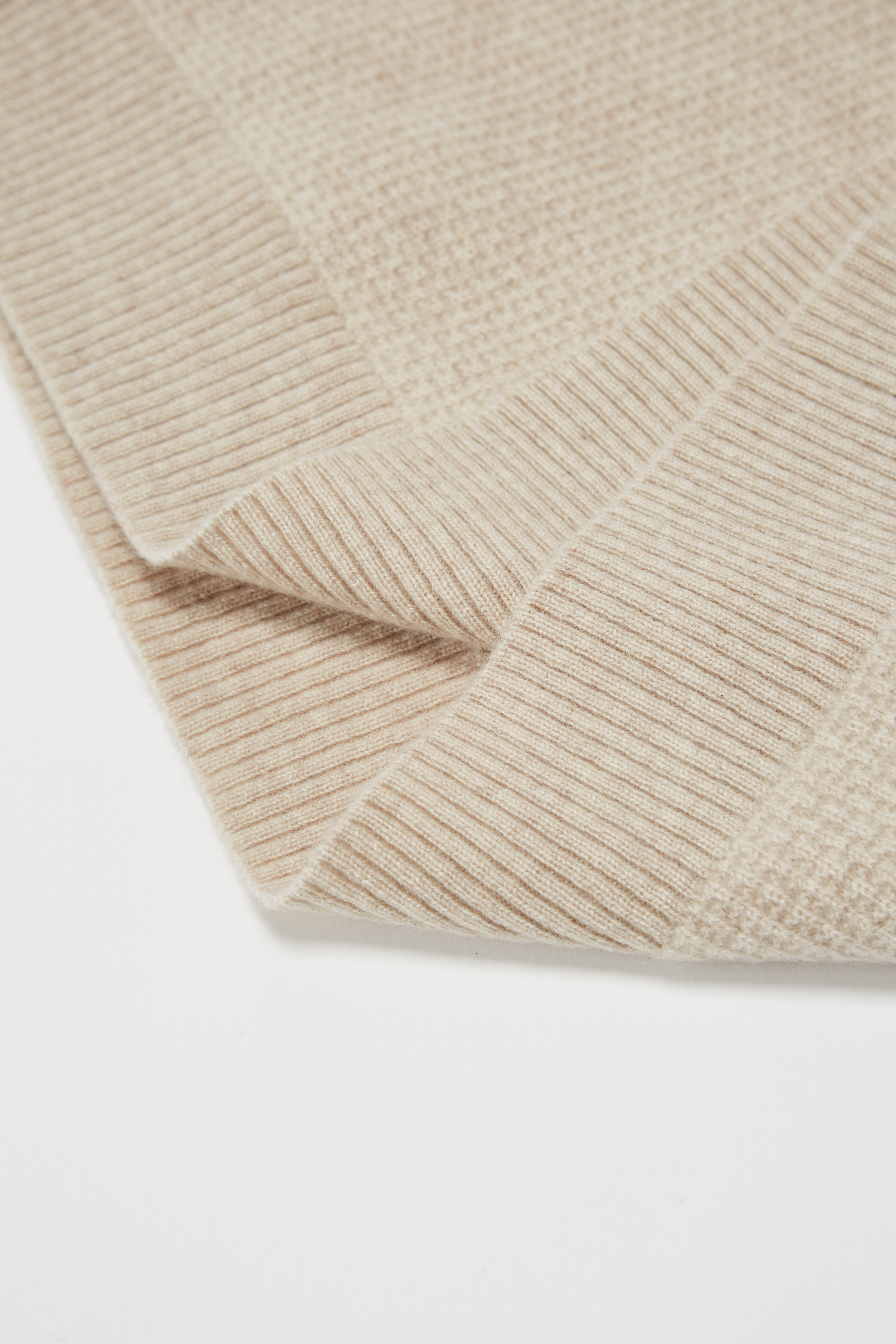 Бафф V-образный жилет